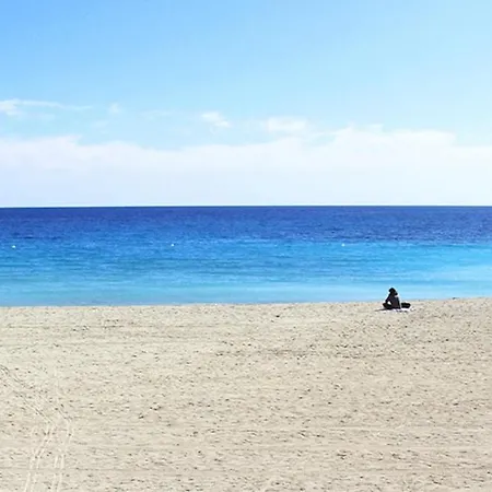 Duplex Playa Chica 푸에르토델로사리오